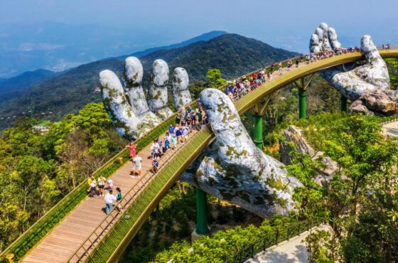 Vietnam Panorama: North to South in One Week